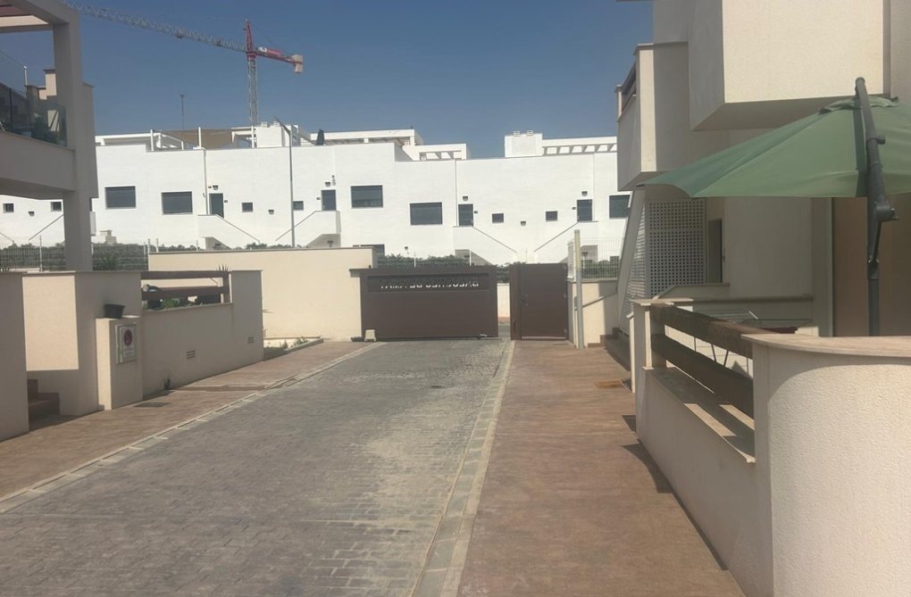 Resale - Apartment - Los Balcones - AMAY Urbanisation