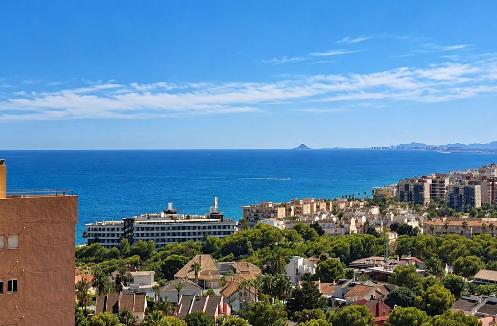 Resale - Apartment - Orihuela Costa - Campoamor