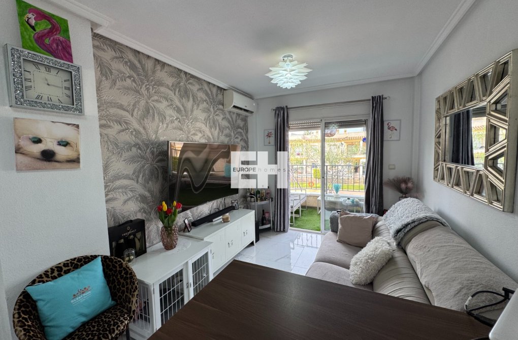 Resale - Apartment - Orihuela Costa - Costa Blanca