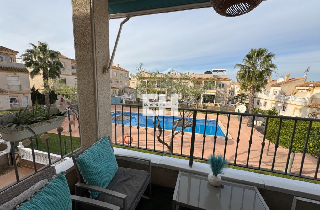 Resale - Apartment - Orihuela Costa - Costa Blanca