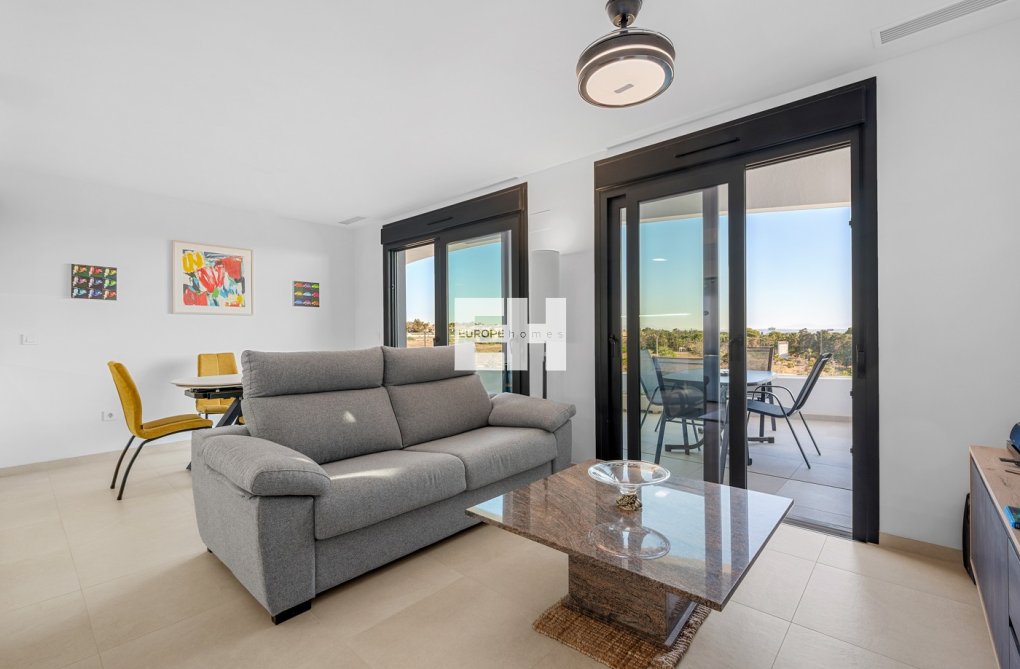 Resale - Apartment - Orihuela Costa - Costa Blanca