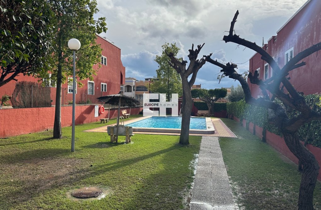 Resale - Apartment - Orihuela Costa - Costa Blanca