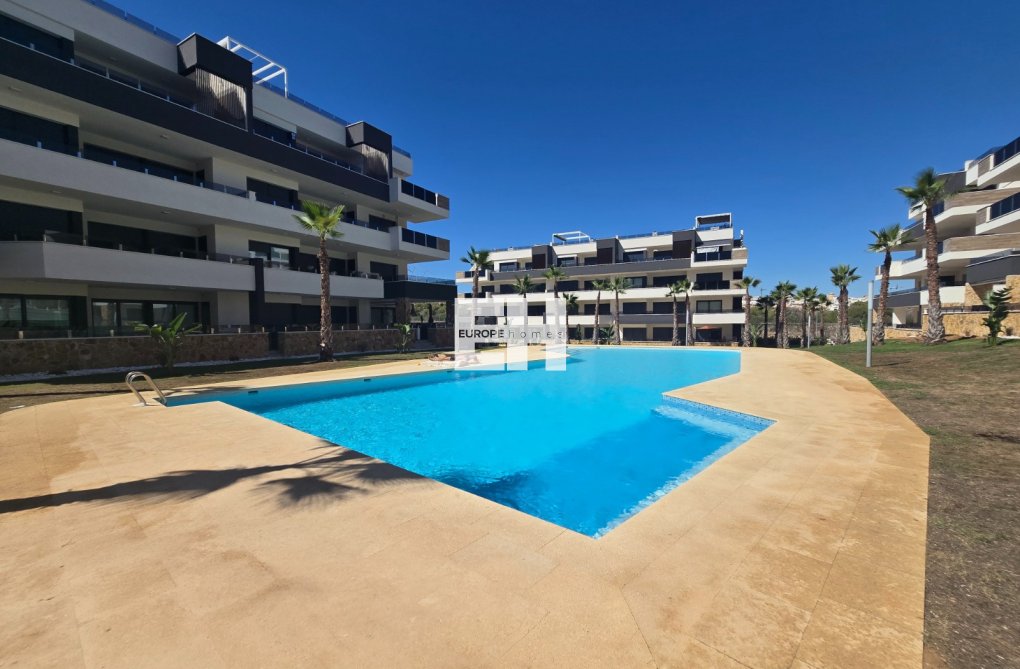 Resale - Apartment - Orihuela Costa - Costa Blanca