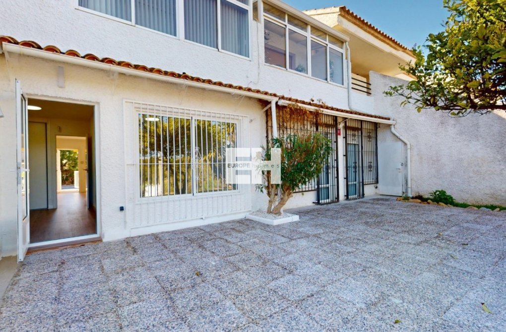 Resale - Apartment - Orihuela Costa - Costa Blanca