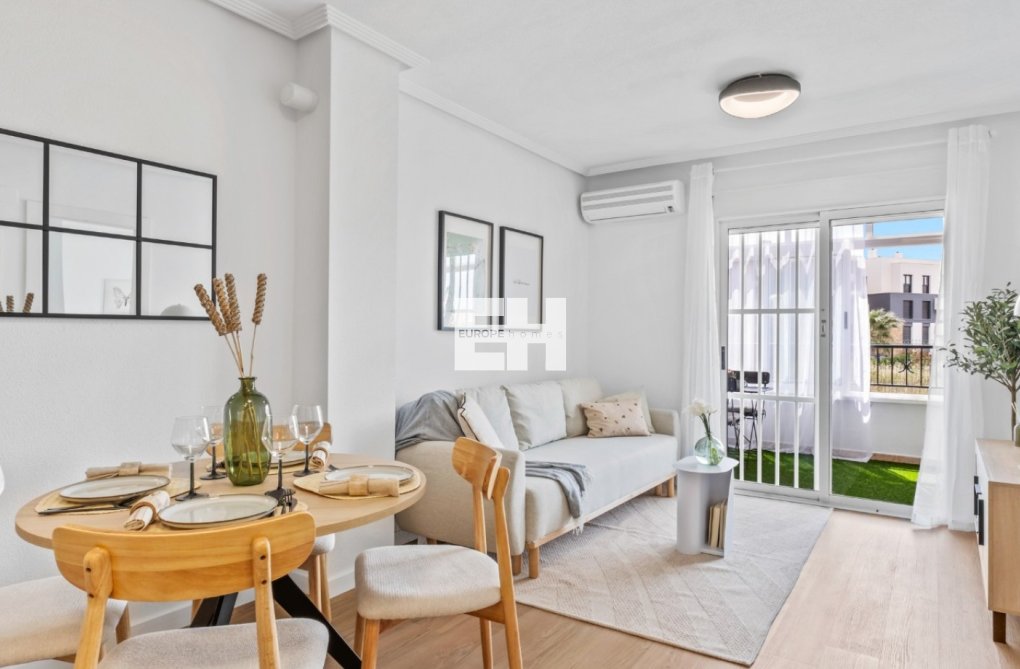 Resale - Apartment - Orihuela Costa - Costa Blanca