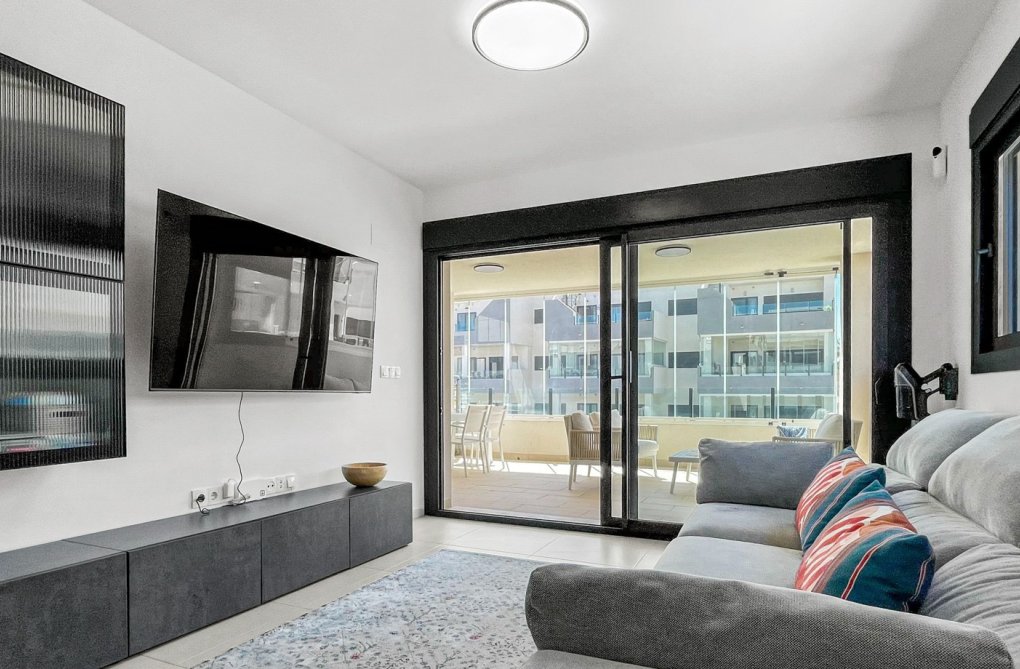 Resale - Apartment - Orihuela Costa - Costa Blanca