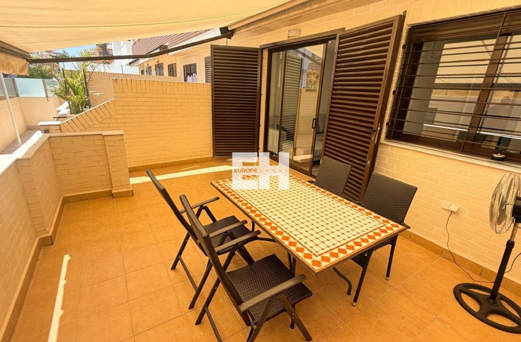 Resale - Apartment - Orihuela Costa - Costa Blanca