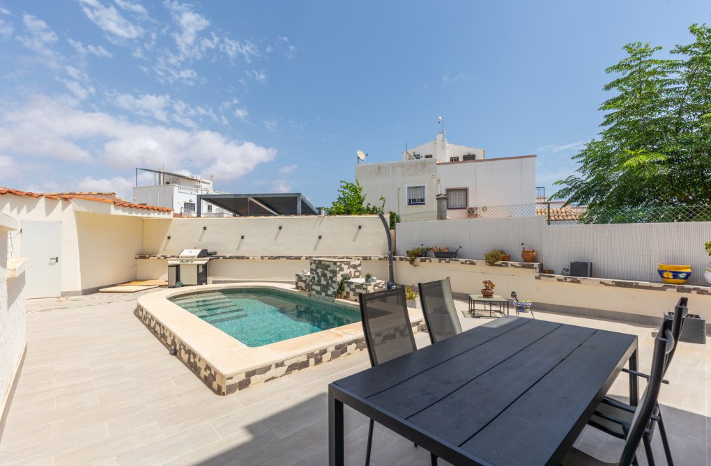 Resale - Apartment - Orihuela Costa - Costa Blanca