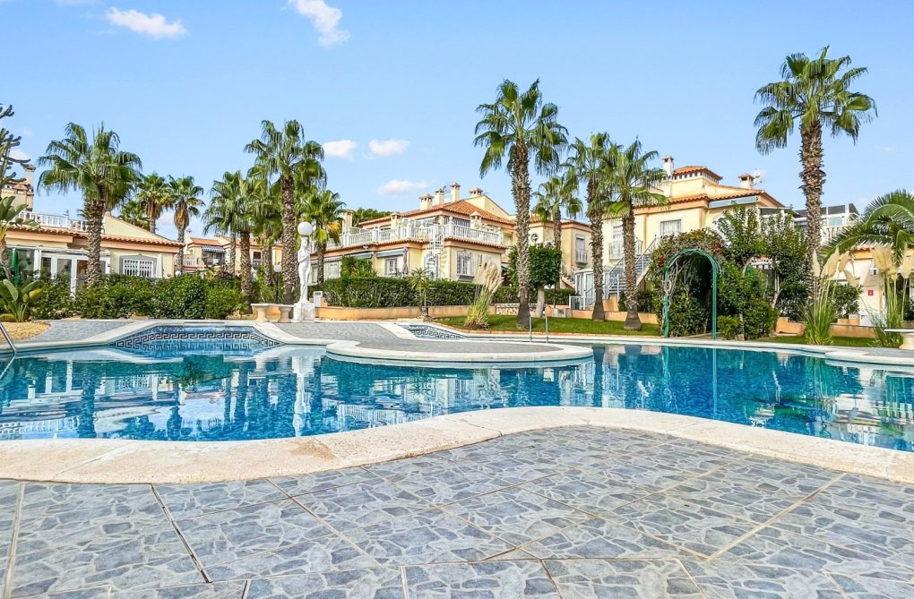Resale - Apartment - Orihuela Costa - Costa Blanca