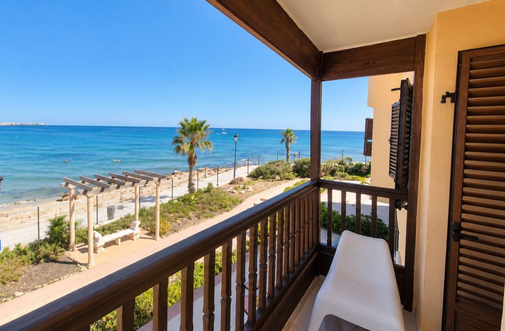 Resale - Apartment - Orihuela Costa - Costa Blanca