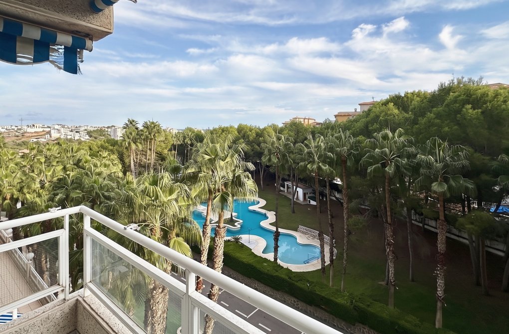 Resale - Apartment - Orihuela Costa - Costa Blanca