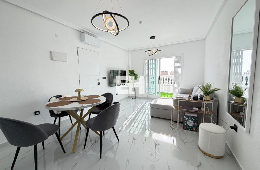 Resale - Apartment - Orihuela Costa - Playa Flamenca Norte