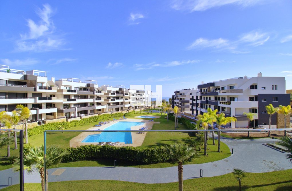 Resale - Apartment - Orihuela Costa - Punta Prima