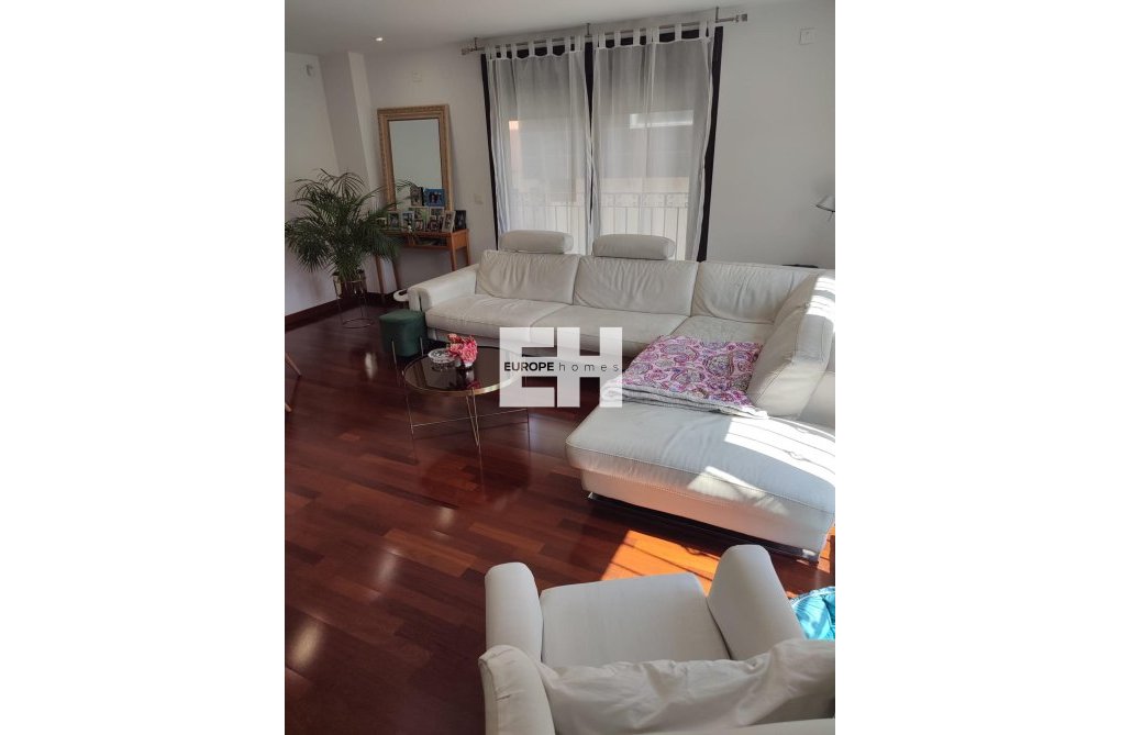 Resale - Apartment - Orihuela - Zona Centro