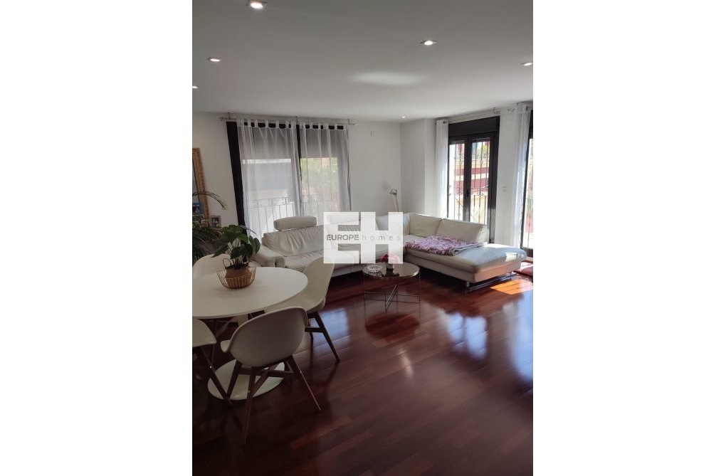 Resale - Apartment - Orihuela - Zona Centro