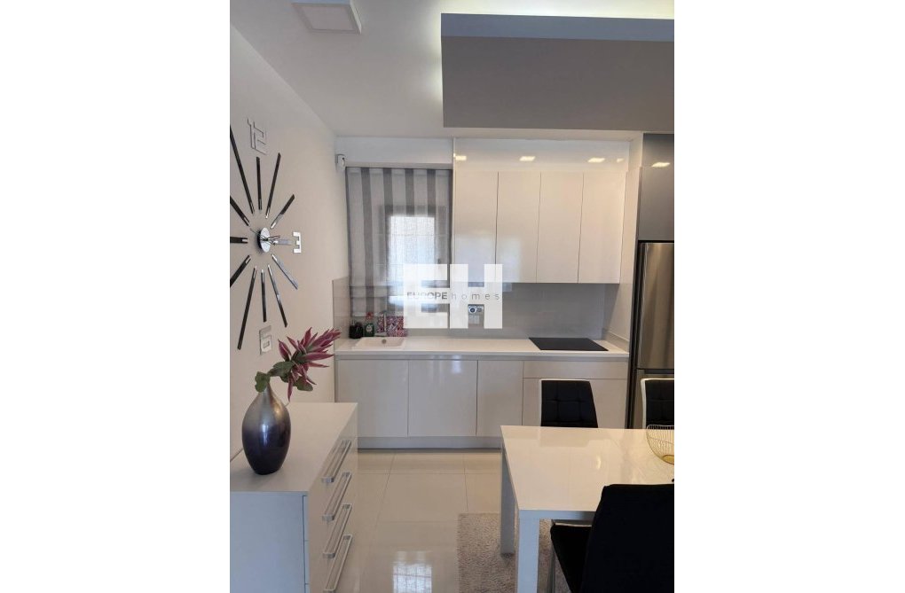 Resale - Apartment - Pilar de la Horadada - La Torre De La Horadada