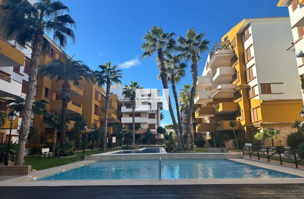 Resale - Apartment - Punta Prima - Costa Blanca