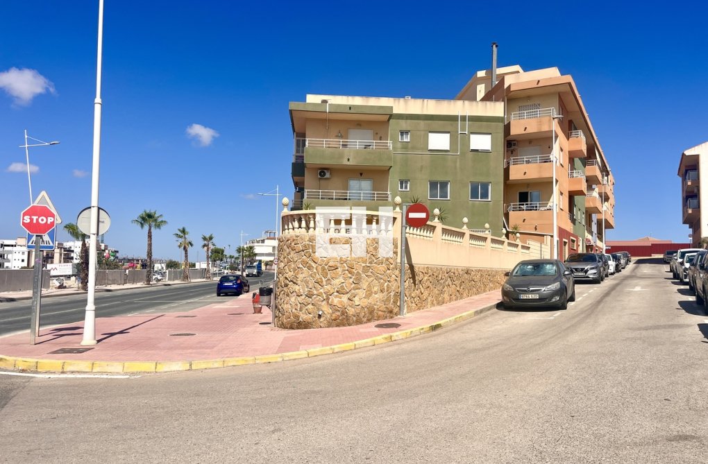 Resale - Apartment - San Miguel de Salinas - Inland