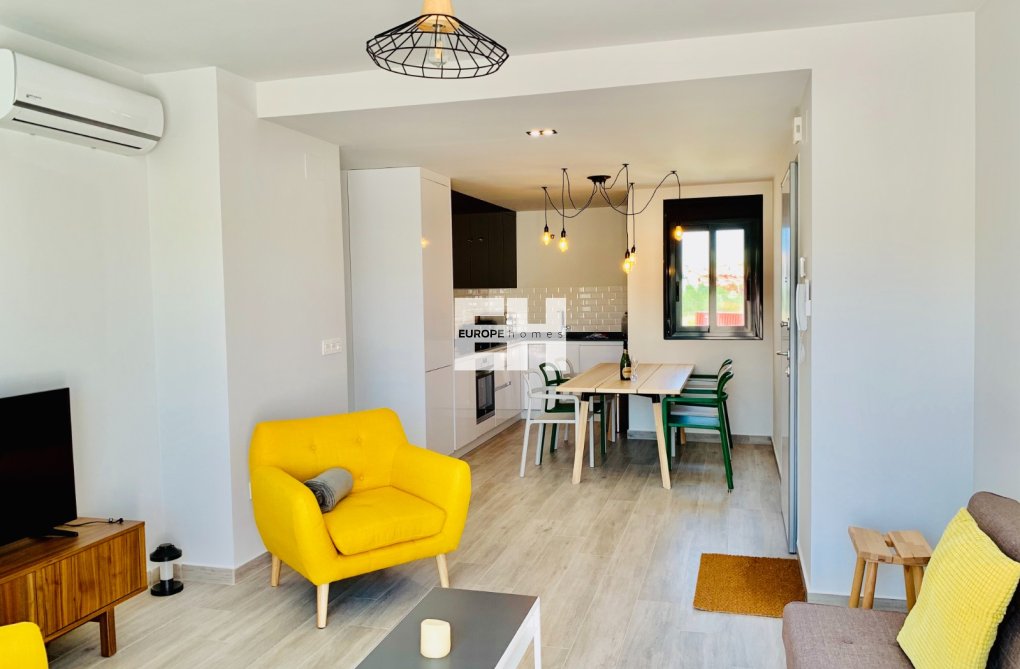 Resale - Apartment - San Miguel de Salinas - Inland