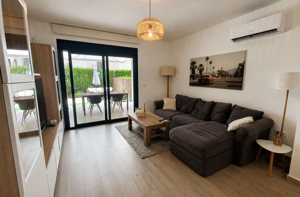 Resale - Apartment - San Miguel de Salinas - Inland