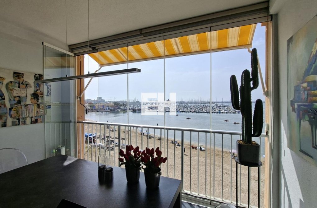 Resale - Apartment - Torrevieja - Acequion