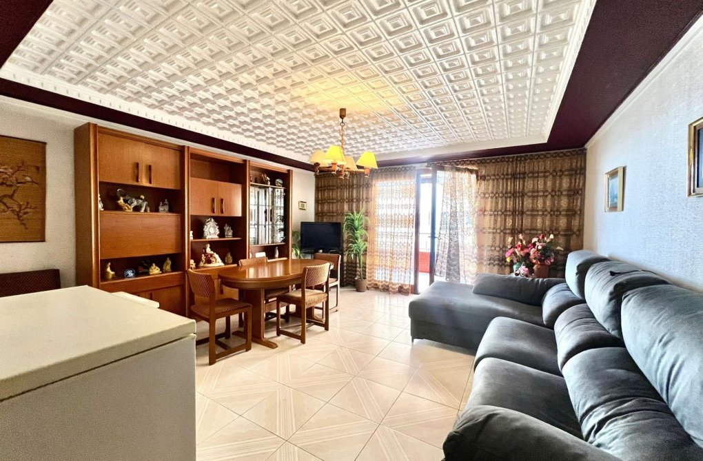 Resale - Apartment - Torrevieja - Acequion