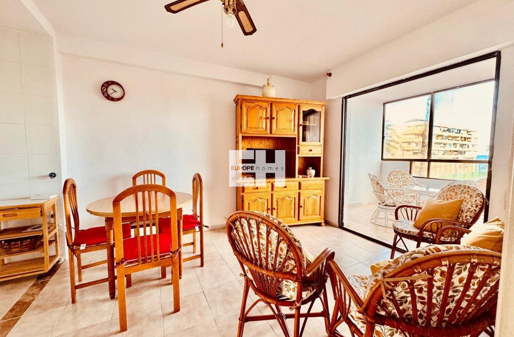 Resale - Apartment - Torrevieja - Cabo Cervera
