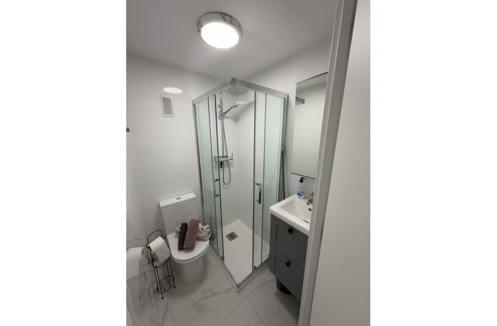 Resale - Apartment - Torrevieja - Cabo Cervera