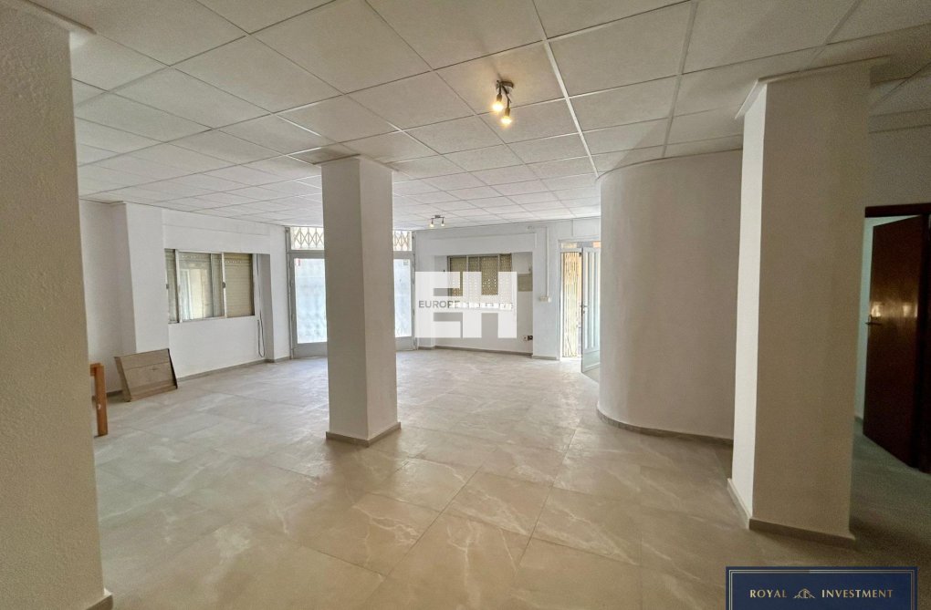 Resale - Apartment - Torrevieja - Centro