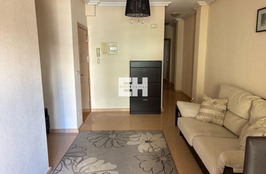 Resale - Apartment - Torrevieja - Centro