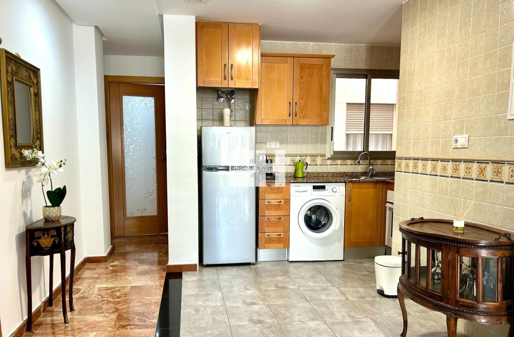 Resale - Apartment - Torrevieja - Centro