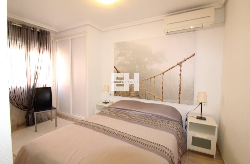 Resale - Apartment - Torrevieja - Centro