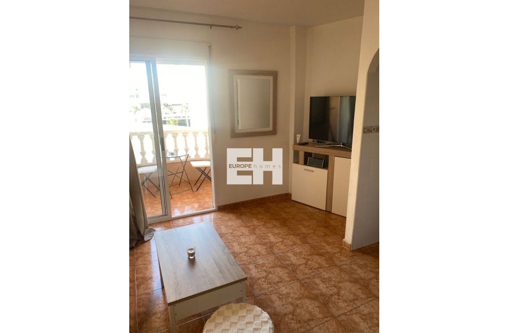 Resale - Apartment - Torrevieja - Centro