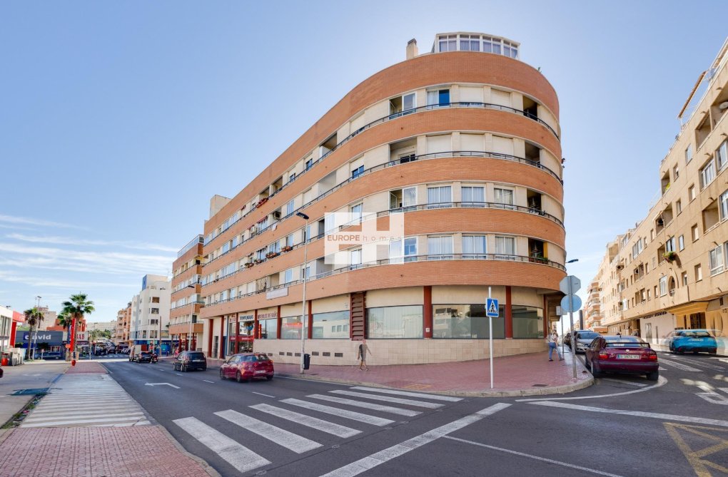 Resale - Apartment - Torrevieja - Centro