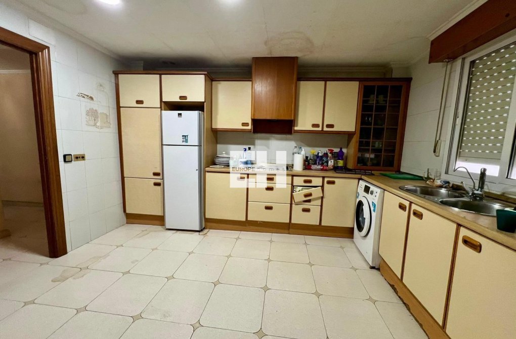 Resale - Apartment - Torrevieja - Centro