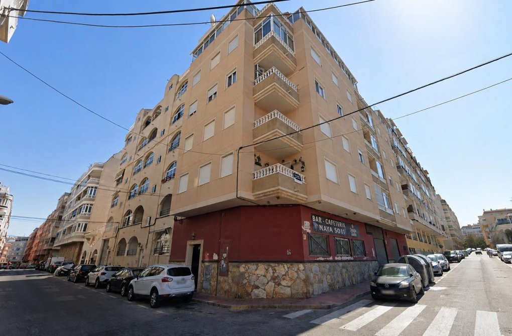 Resale - Apartment - Torrevieja - Centro