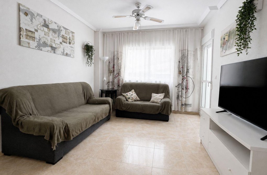 Resale - Apartment - Torrevieja - Centro