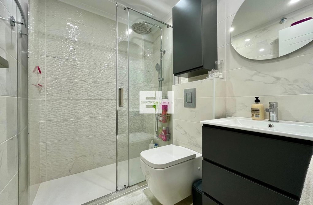 Resale - Apartment - Torrevieja - Costa Blanca