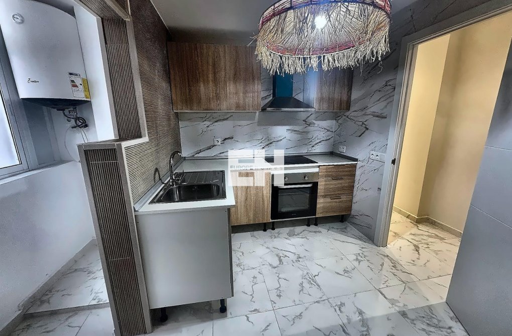 Resale - Apartment - Torrevieja - Costa Blanca