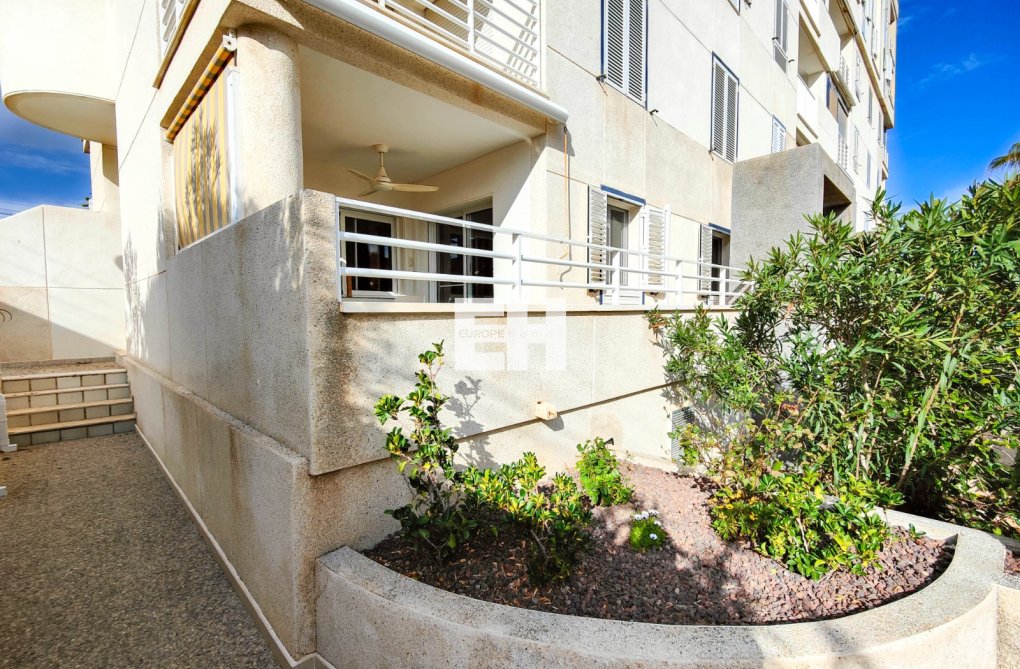 Resale - Apartment - Torrevieja - Costa Blanca