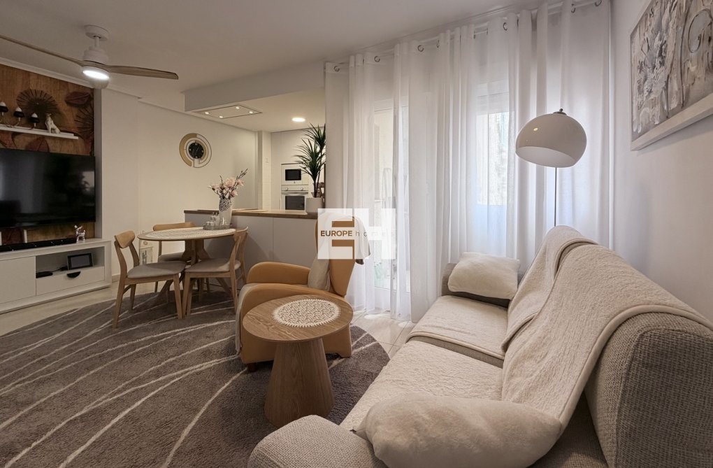 Resale - Apartment - Torrevieja - Costa Blanca