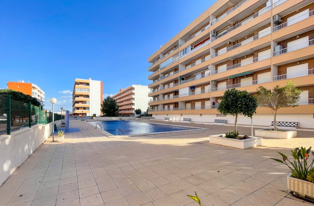 Resale - Apartment - Torrevieja - Costa Blanca