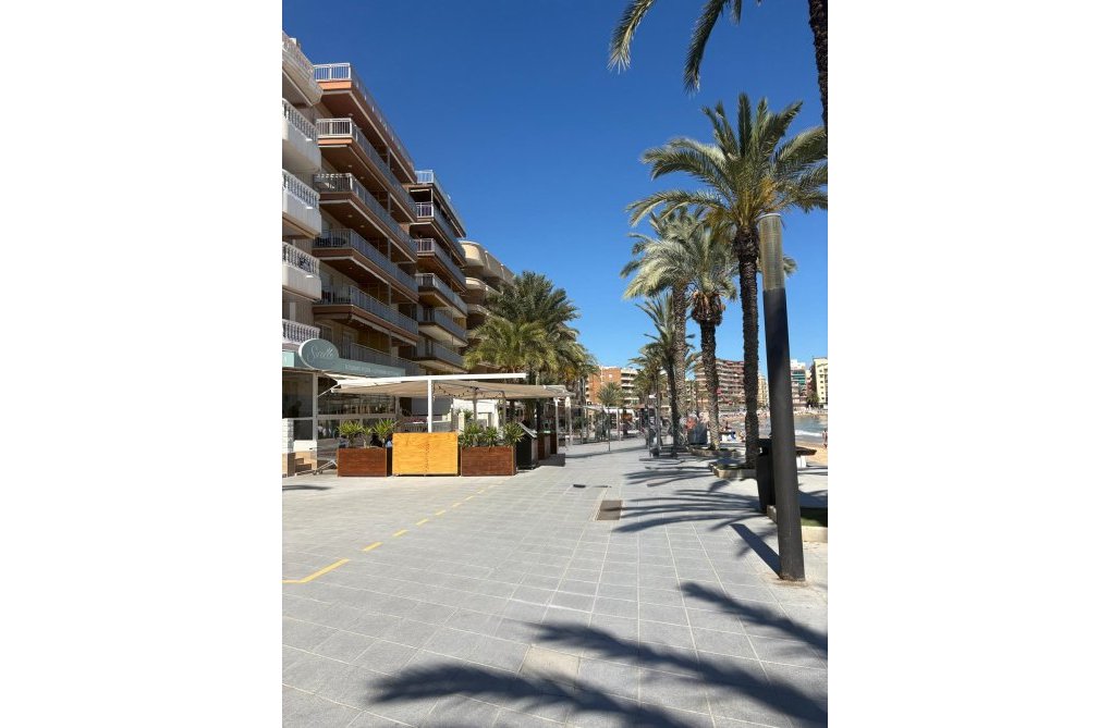 Resale - Apartment - Torrevieja - Costa Blanca