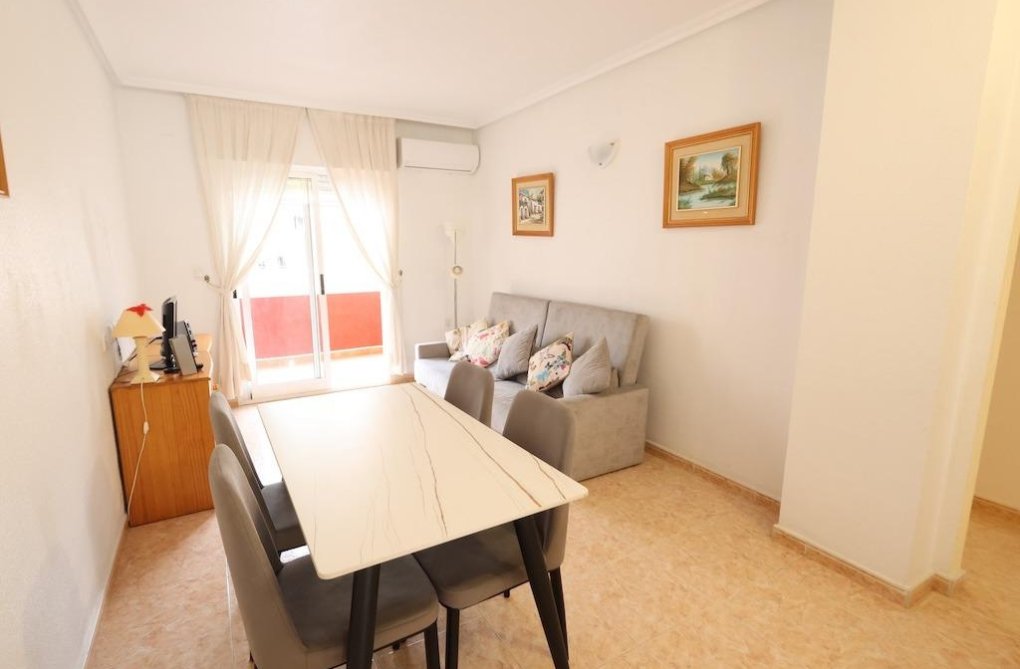 Resale - Apartment - Torrevieja - Costa Blanca