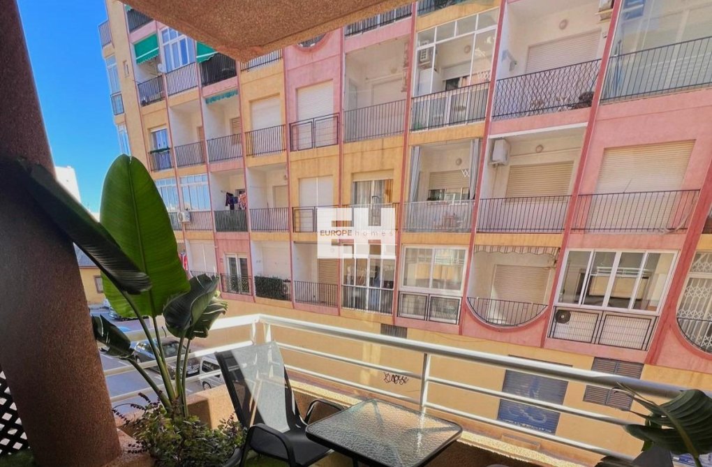 Resale - Apartment - Torrevieja - Curva Del Palangre