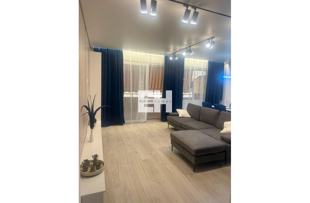 Resale - Apartment - Torrevieja - El Acequión - Los Náufragos