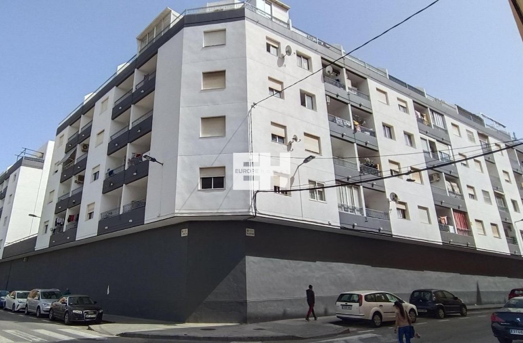 Resale - Apartment - Torrevieja - El Molino