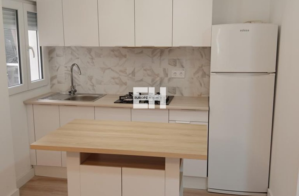 Resale - Apartment - Torrevieja - El Molino