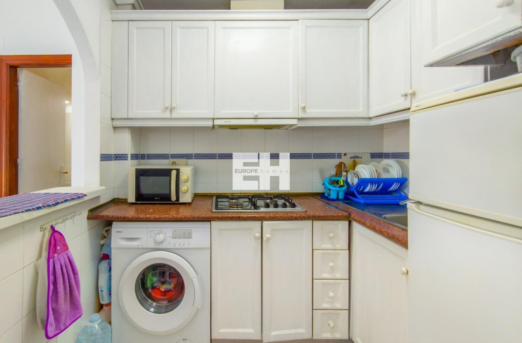 Resale - Apartment - Torrevieja - Estacion De Autobuses