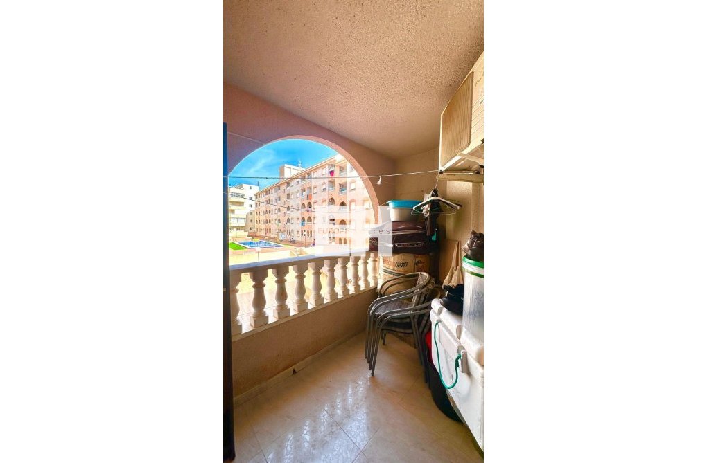 Resale - Apartment - Torrevieja - Estacion De Autobuses